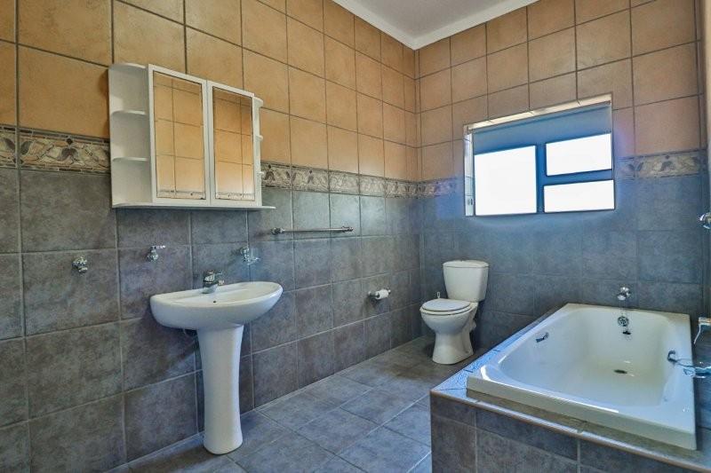 4 Bedroom Property for Sale in Jongensfontein Western Cape